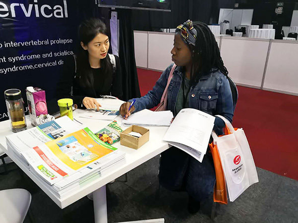 為海外朋友介紹飛龍醫(yī)療外星艙 為海外朋友介紹飛龍醫(yī)療外星艙