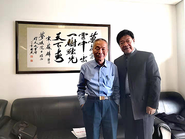 飛龍醫(yī)療董事長與俞夢孫院士 (3)